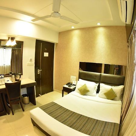 Hotel Manama Bombay Esterno foto