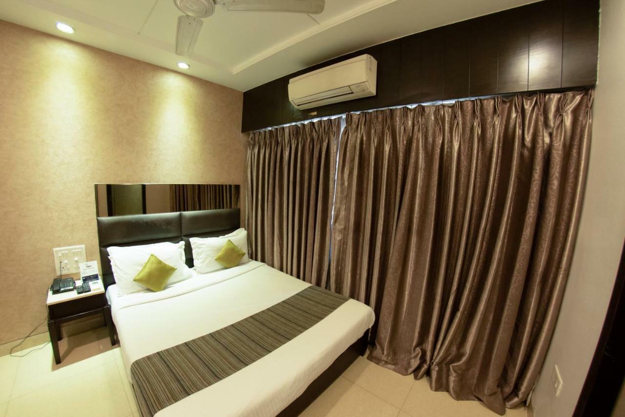 Hotel Manama Bombay Esterno foto