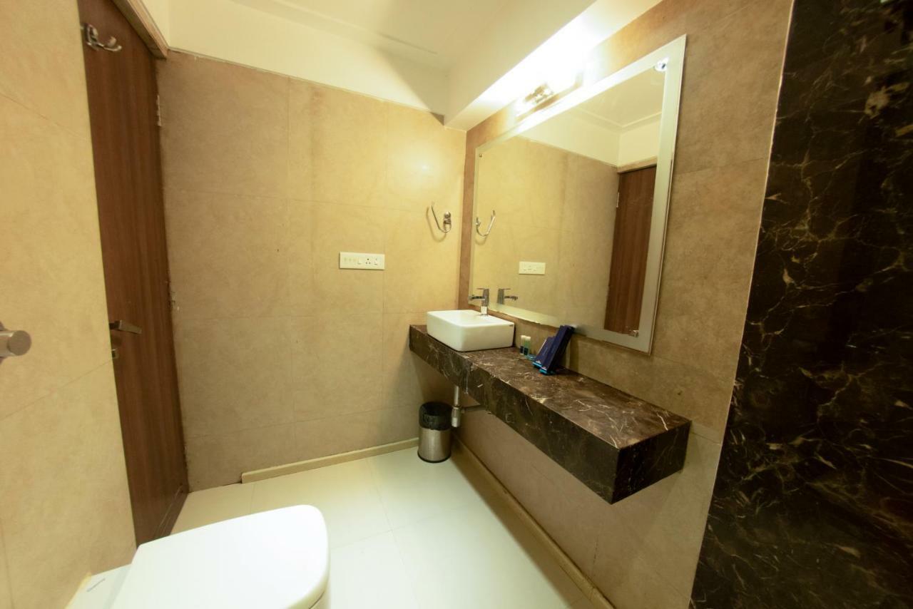 Hotel Manama Bombay Esterno foto