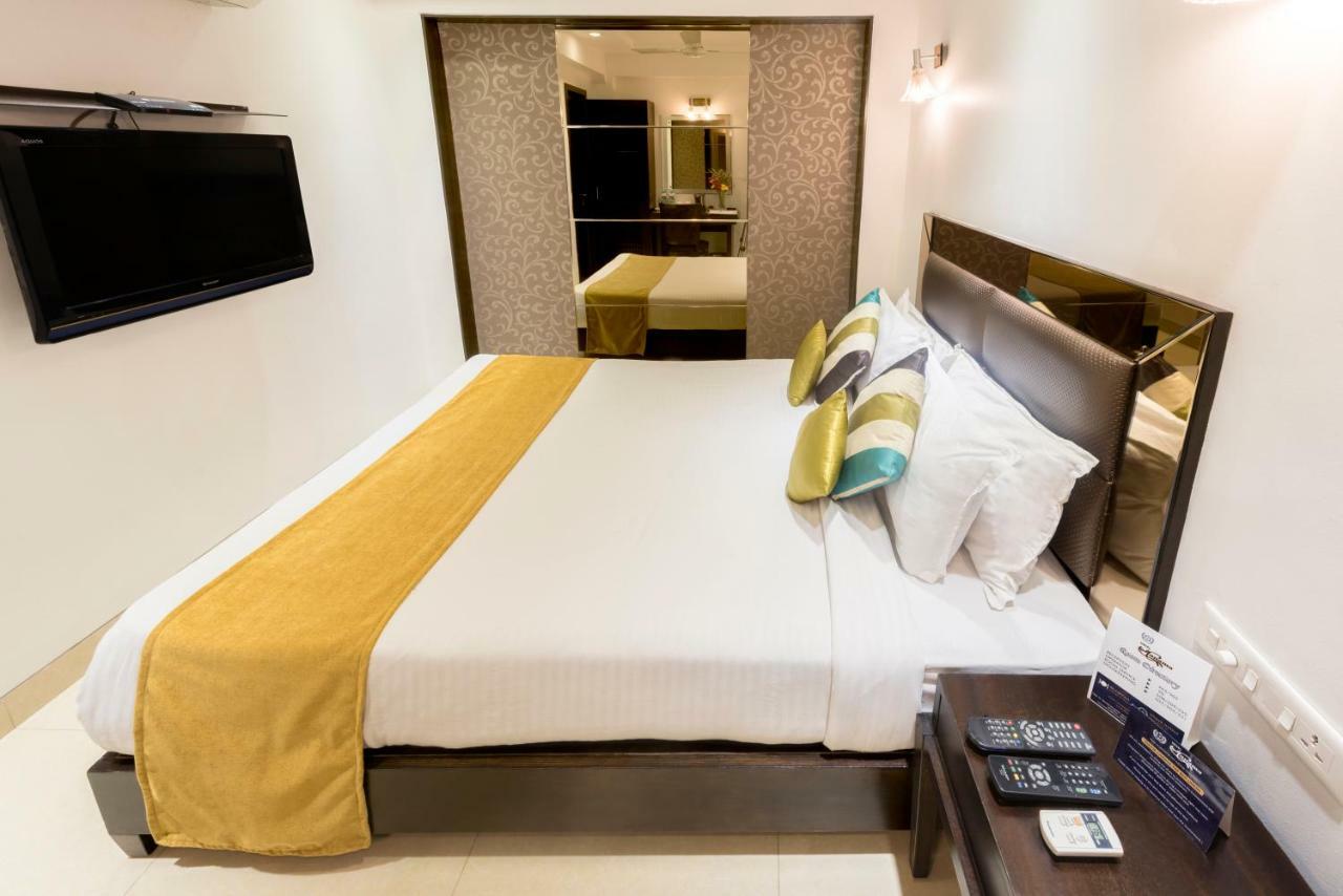 Hotel Manama Bombay Esterno foto