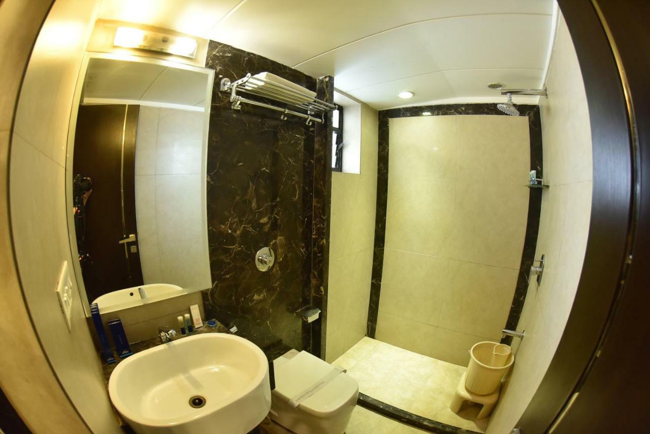 Hotel Manama Bombay Esterno foto